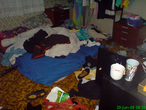 Teenagers Clutter Management